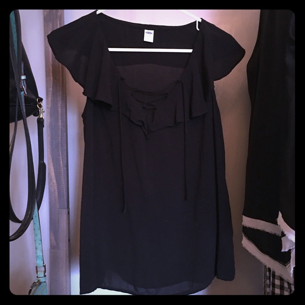 Flutter sleeve lace up top.